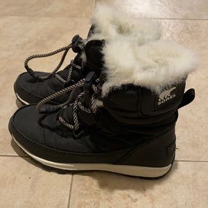 Sorel Girls Winter Snow Boots - Sold Out! Sz Youth 1
